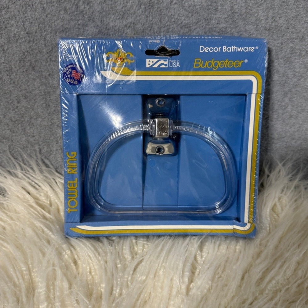 Vintage 2pc Franklin Brass Decor Budgeteer Towel Ring Clear Chrome D2217